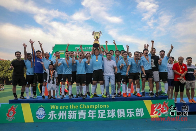 巴萨期望利物浦激活阿劳霍买断条款以引援